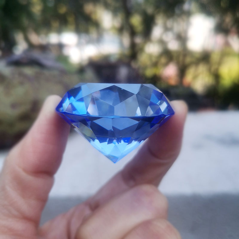 Paper Weight Crystal - ที่ทับกระดาษคริสตัลรูปทรงเพชร 1 ชิ้น ของตกแต่งบ้านงานแต่งงาน งานปาร์ตี้ รูปปั้นประดับเพชร